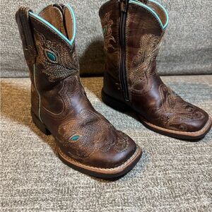 Ariat Bright Eyes 2 Easy Fit western boots (Style: 10040328) Size 9